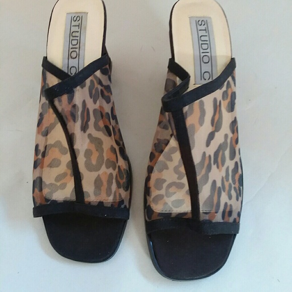 studio c Shoes - Studio C sandals sz 6 1/2 M